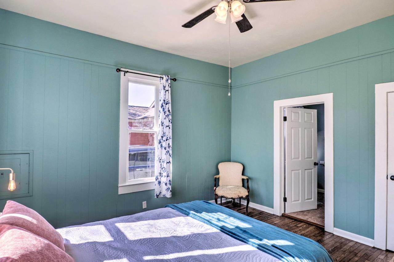 Lake Charles Cottage With Fireplace And Yard! Buitenkant foto